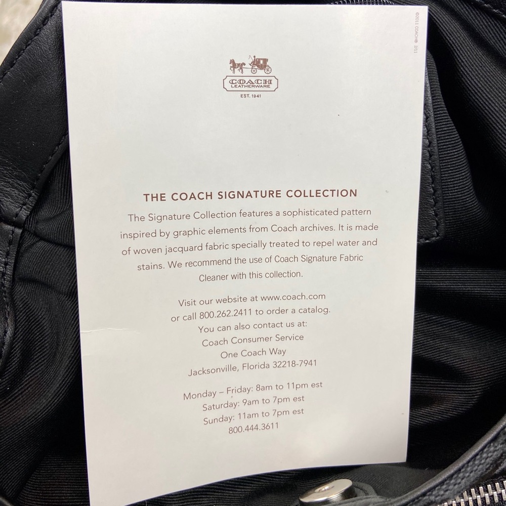 🆕 Coach Signature Collection bag - Picture 13 of 16
